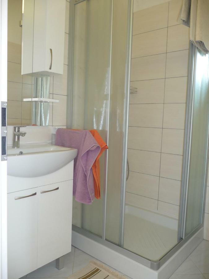 Apartments & Rooms Milka ウマグ エクステリア 写真